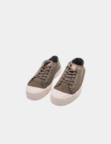 Pull & Bear Men's Sneakers - Green (Defected)